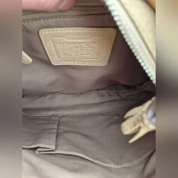 COACH VINTAGE HAMPTON HOBO SHOULDER BAG - Picture 10 of 10